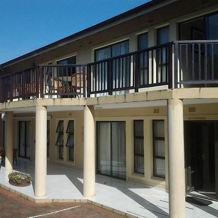 Fairways Hotel Ballito Buitenkant foto