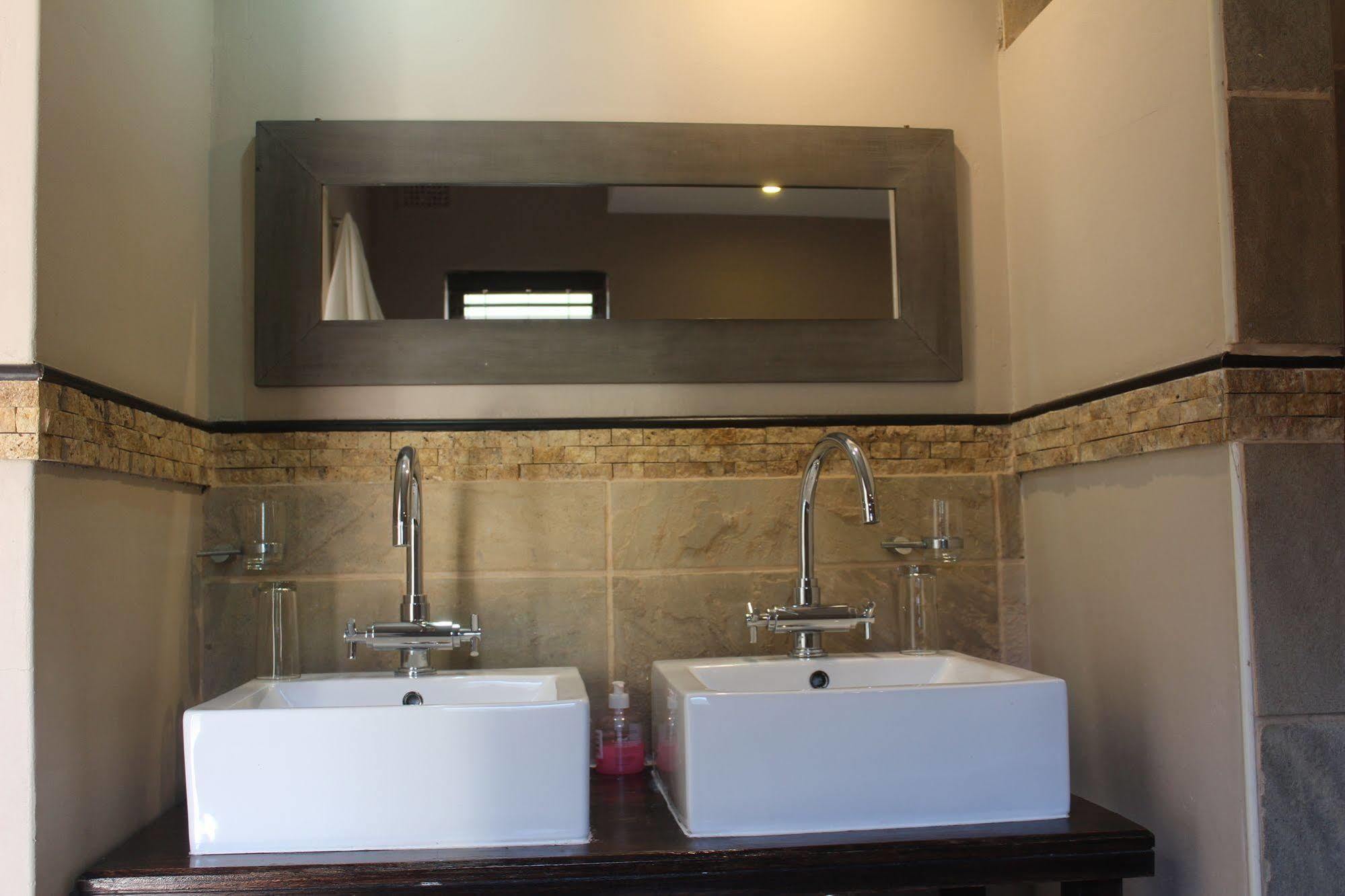 Fairways Hotel Ballito Buitenkant foto